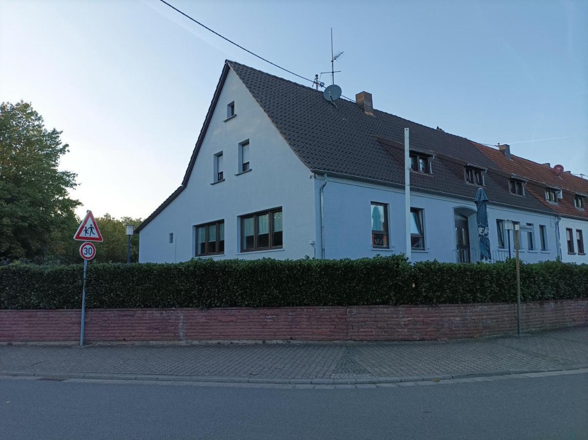 Gaststaette Molitor Saarlouis Exterior foto